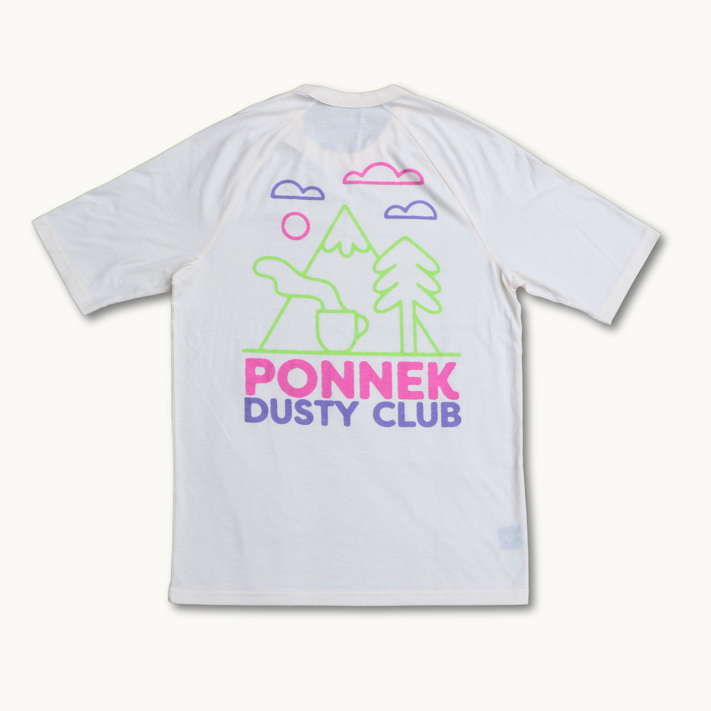 Doggos & Mountains Tee